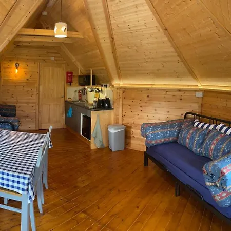 Holly Tree Glamping Cabins Wigglesworth Exterior photo